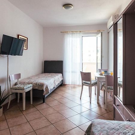 Villa Porta Биоград на Мору Екстериор снимка